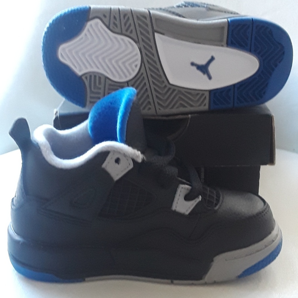 Jordan 4 Retro BT size 7C